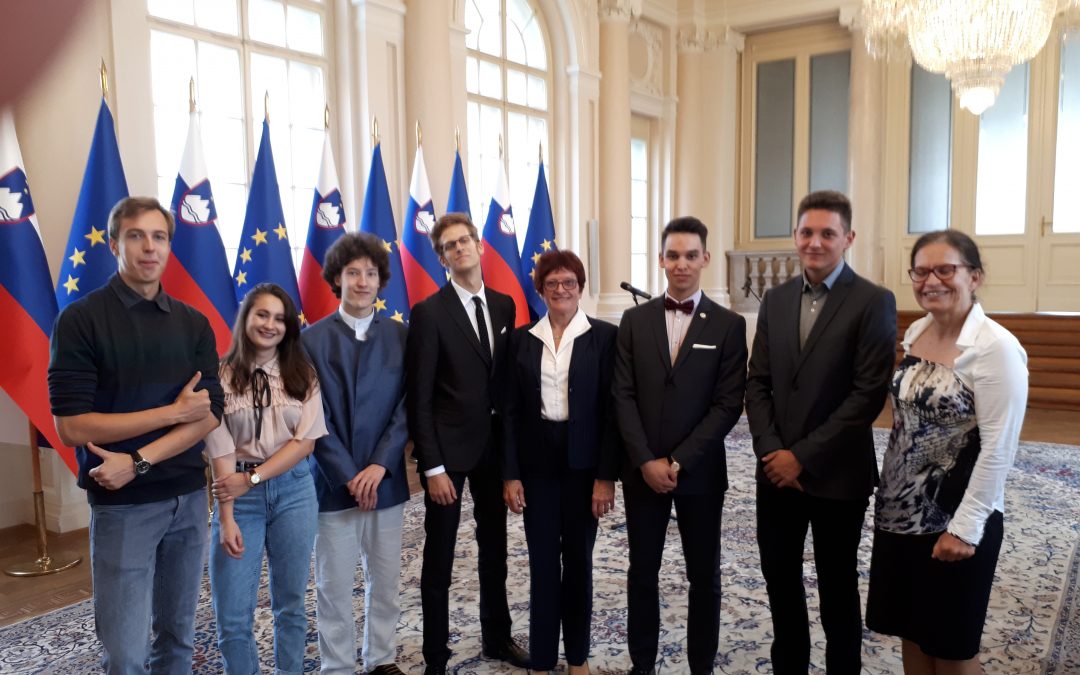 Sprejem dobitnikov zlatega priznanja MEPI pri predsedniku Republike Slovenije Borutu Pahorju